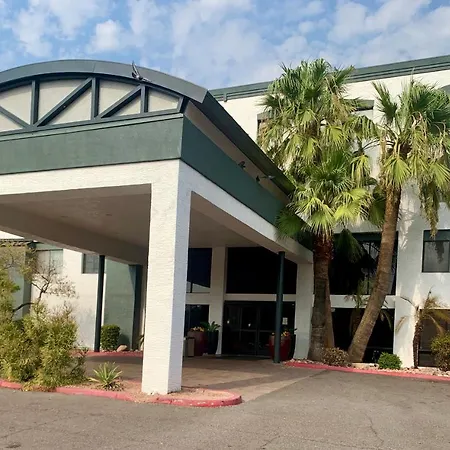 Tempe By The Mall Phoenix Airport Hotel